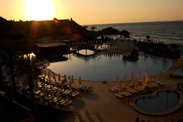 Acapulco Resort & Spa