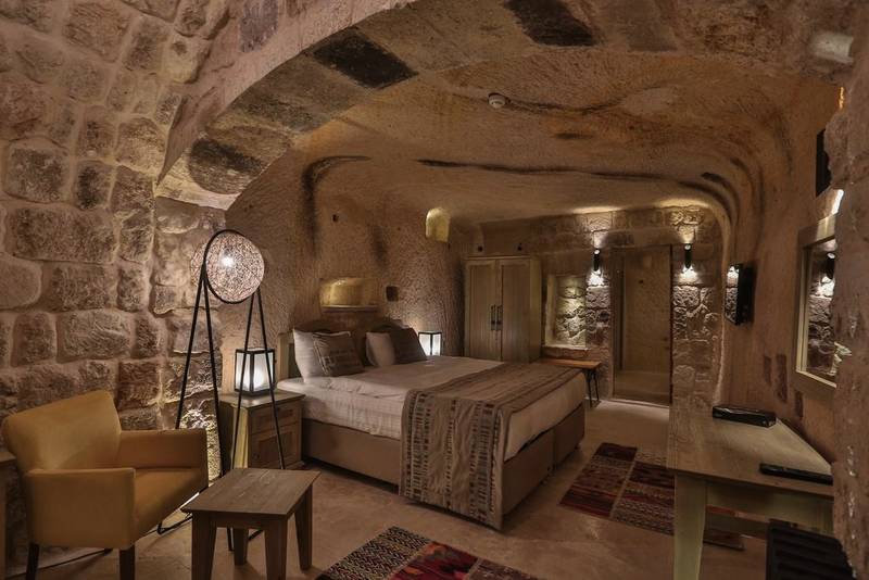 Acropolis Cave Suite