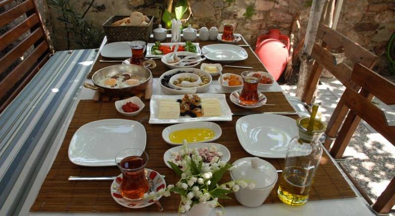 Adal Pansiyon