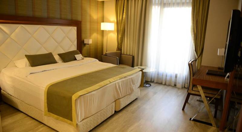 Adana Plaza Hotel