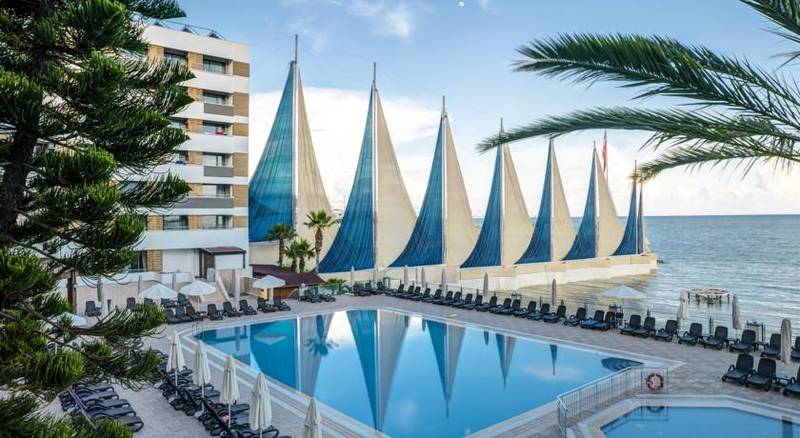 Adin Beach Hotel