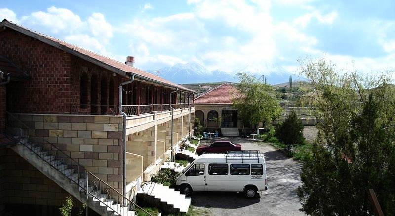 Akar Hotel