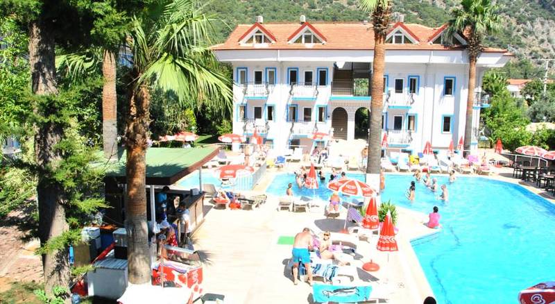 Akdeniz Beach Hotel