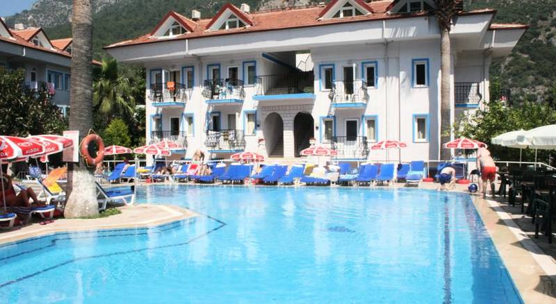 Akdeniz Beach Hotel