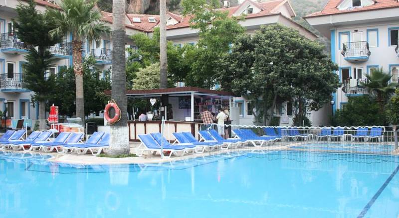 Akdeniz Beach Hotel