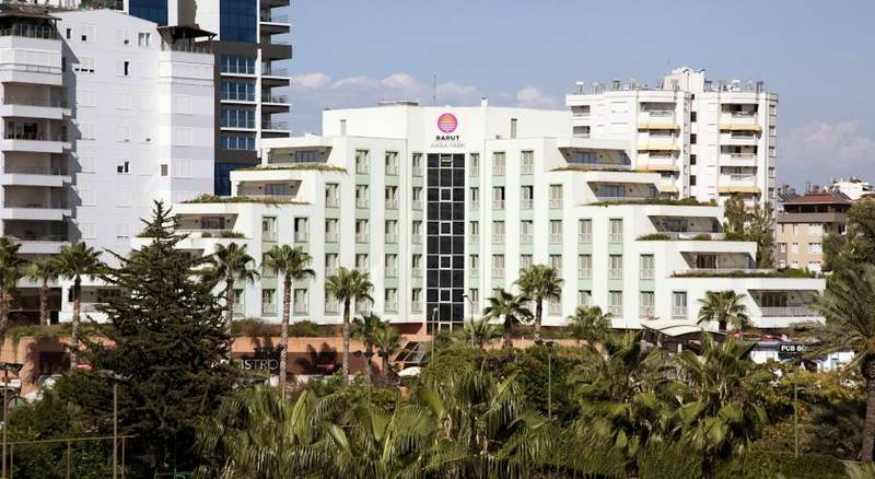 Akra V Hotel