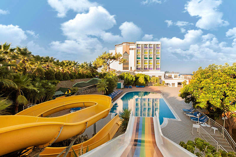 Akropol Resort Hotel
