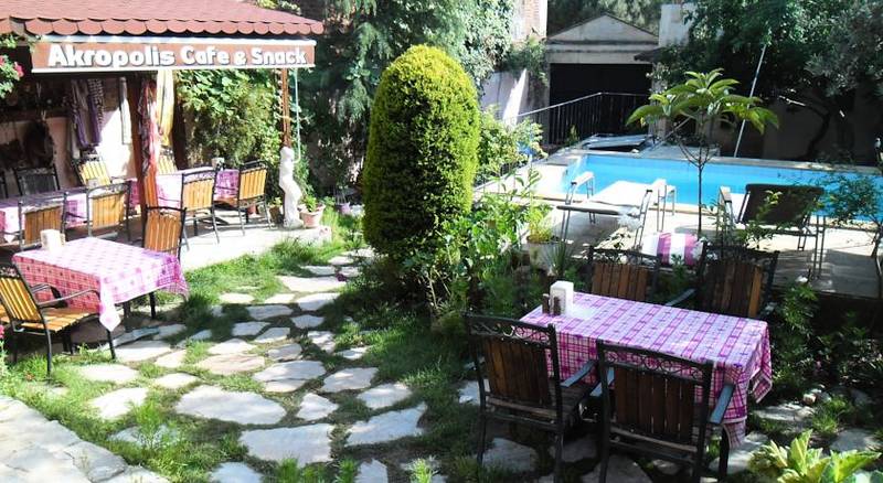 Akropolis Guest House