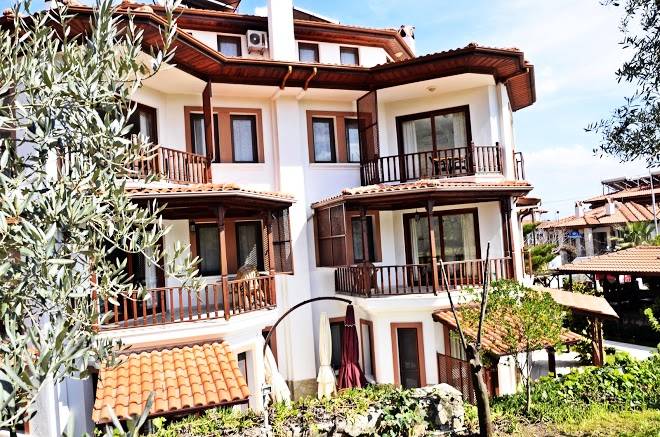 Akyaka Palmiye Apart Otel