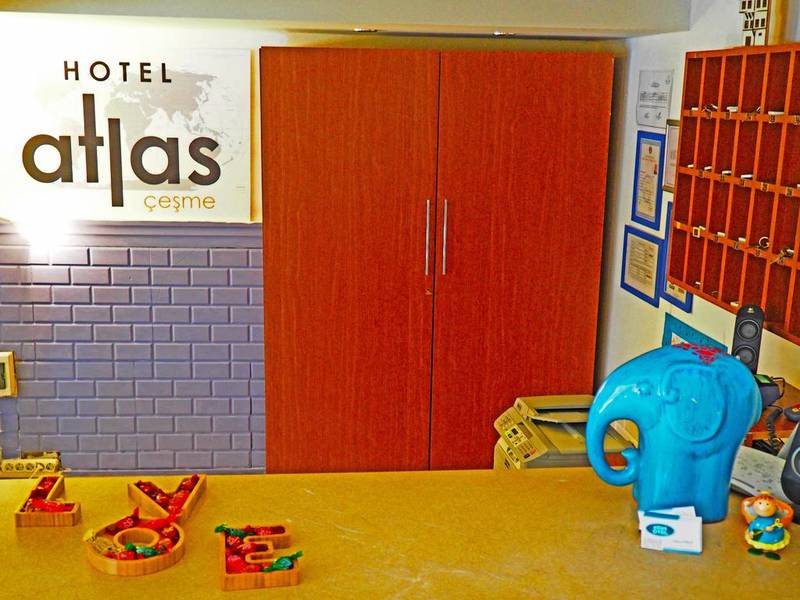 Atlas Otel eme