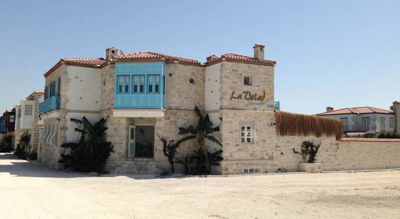 Alaat La Vela Otel