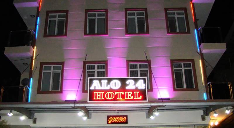 Alo 24 Hotel