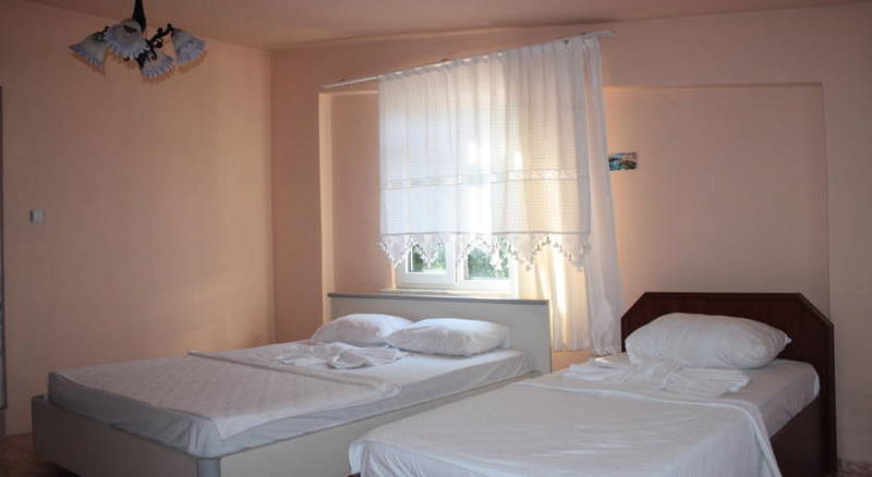 Altnoluk Zeytin Otel