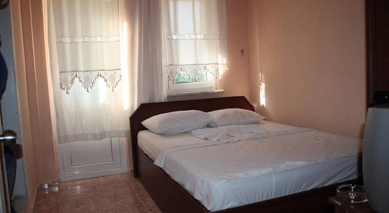 Altnoluk Zeytin Otel