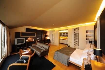 Ansen Suites