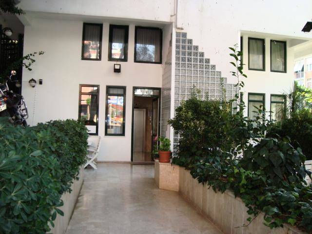 Antikhan Hotel