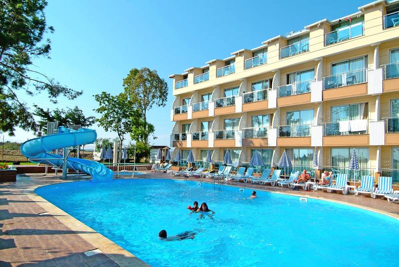 Aperion Beach Hotel