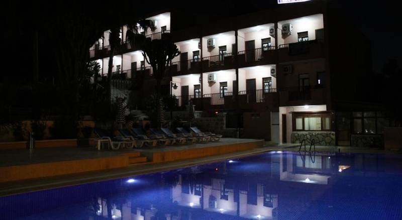 Apollon Hotel