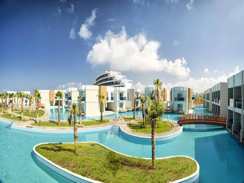 Aquasis De Luxe Resort & Spa