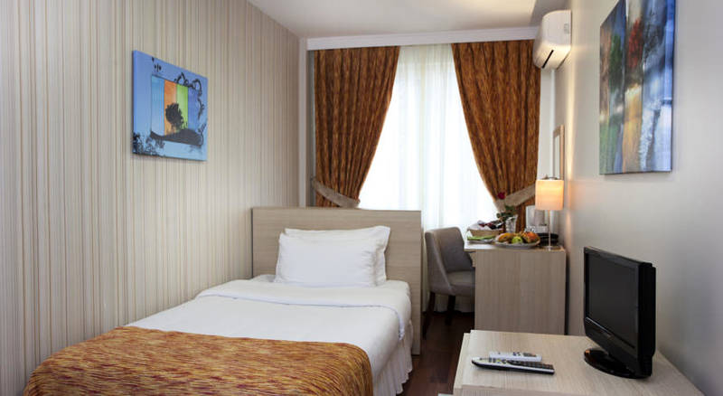 Arach Hotel Harbiye