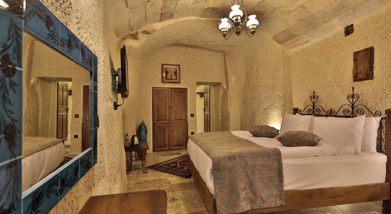 Aren Cave Hotel