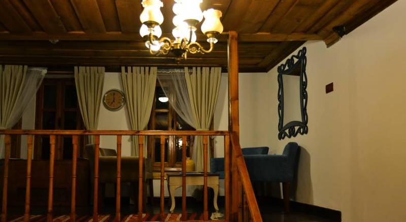 Aristonicus Boutique Hotel