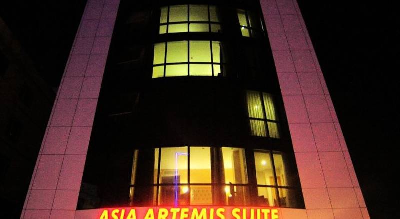 Asia Artemis Suite