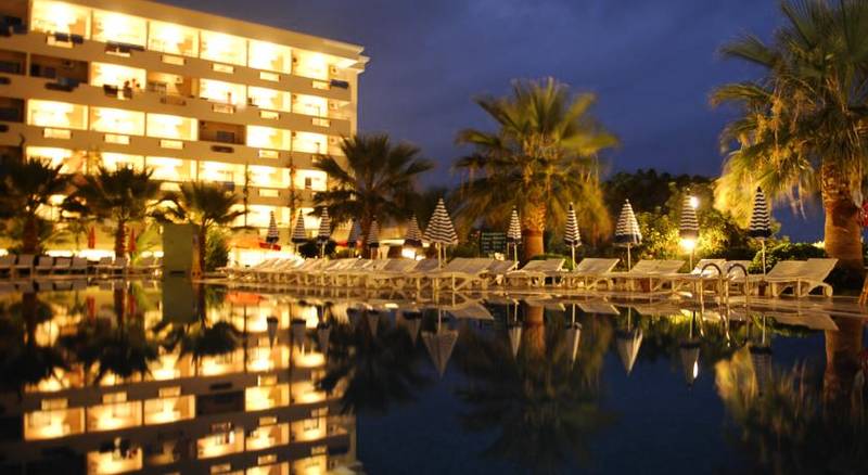 Aska Bayview Resort Hotel