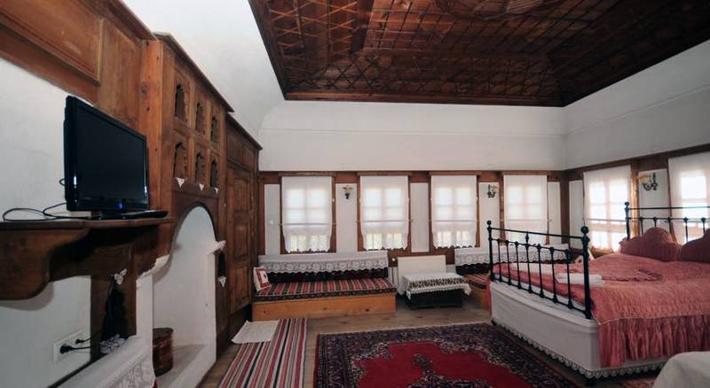 Asmazlar Ba Evi