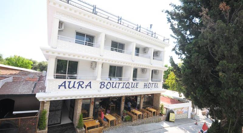 Aura Hotel