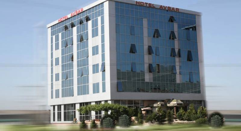 Hotel Avar