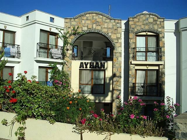 Ayhan Hotel