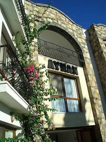 Ayhan Hotel