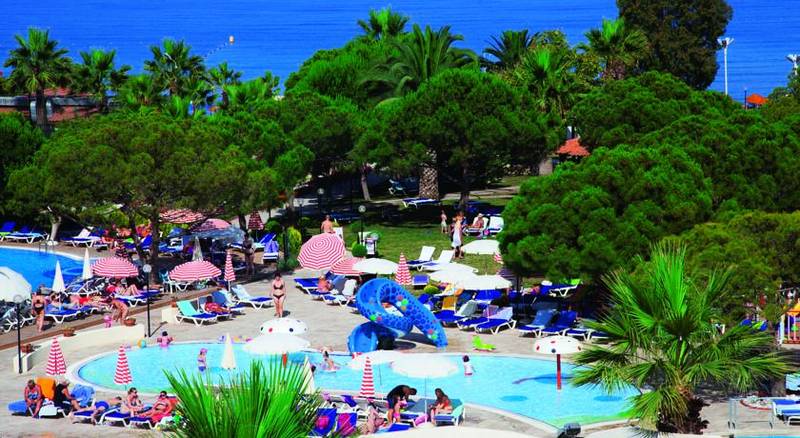 Bathan Beach Resort&Spa