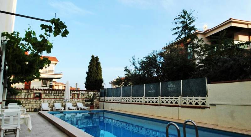 Bayram Hotel