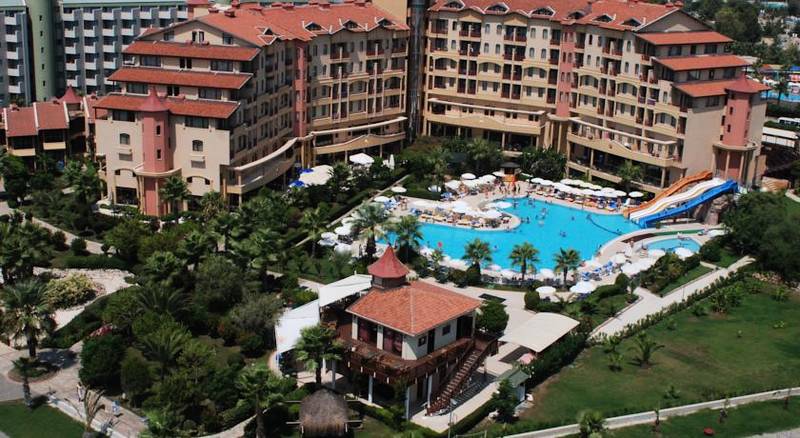 Bella Resort Hotel & Spa