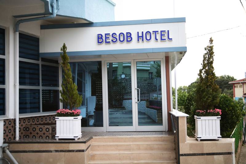 Besob Otel