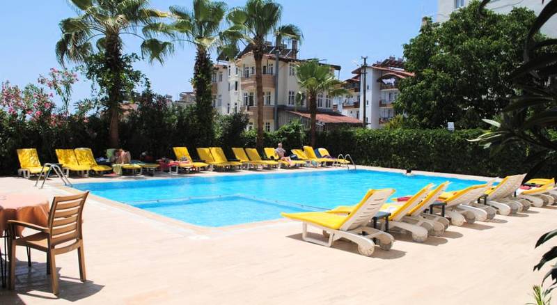 Beyaz Saray Hotel