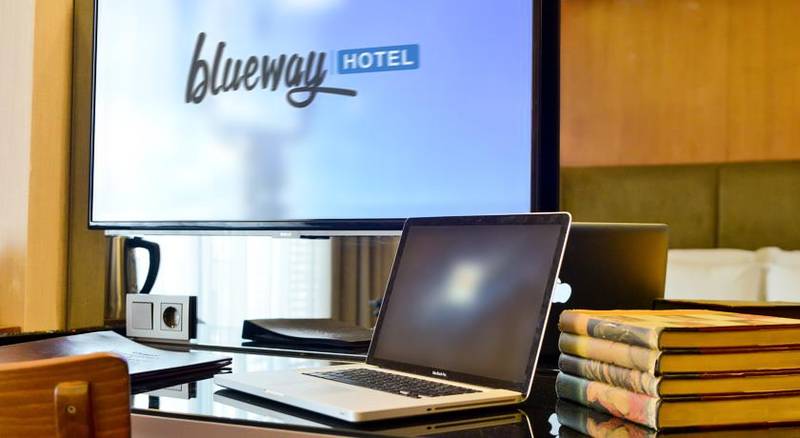 Blueway Hotel City