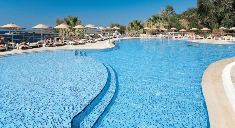 Holiday nn Resort Bodrum