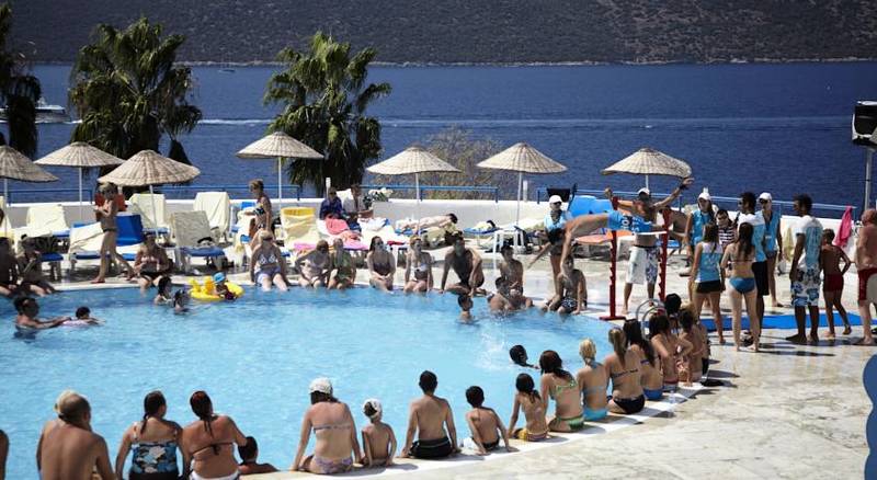 Bodrum Holiday Resort & Spa