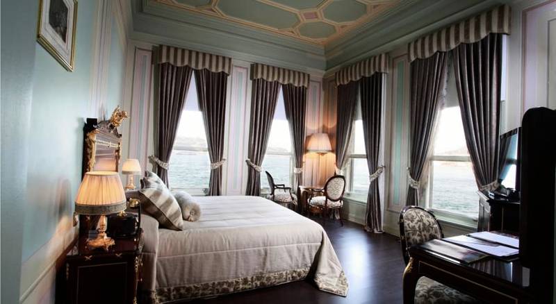 Bosphorus Palace Hotel