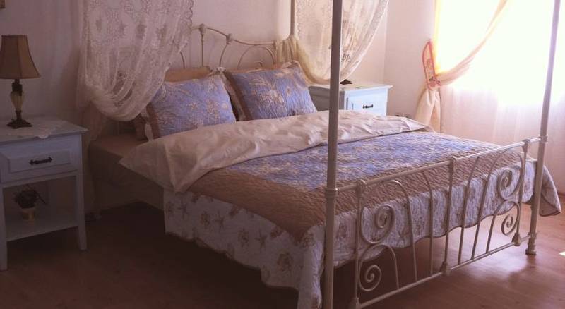 Boutique Hotel 7 Alaat