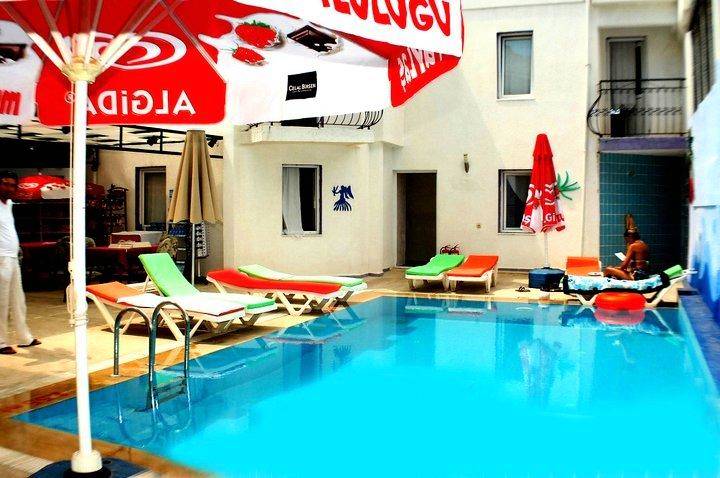 Bua Apart Hotel