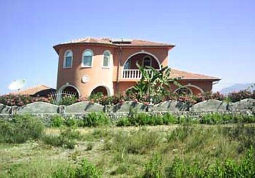 Bur Hotel