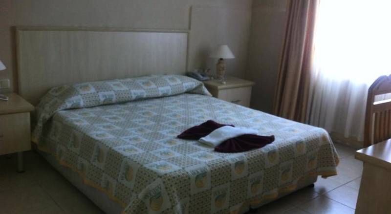 Can Karaburun Hotel