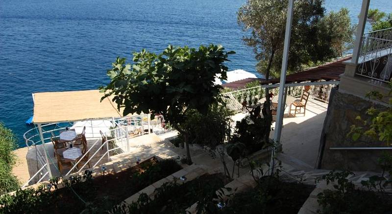 Kalkan Caretta Hotel