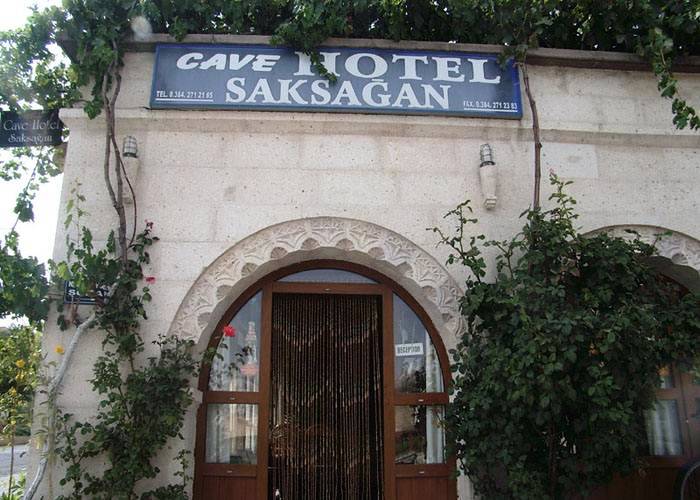 Cave Hotel Saksaan