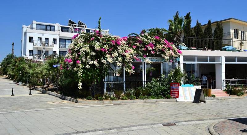 Cemre Hotel