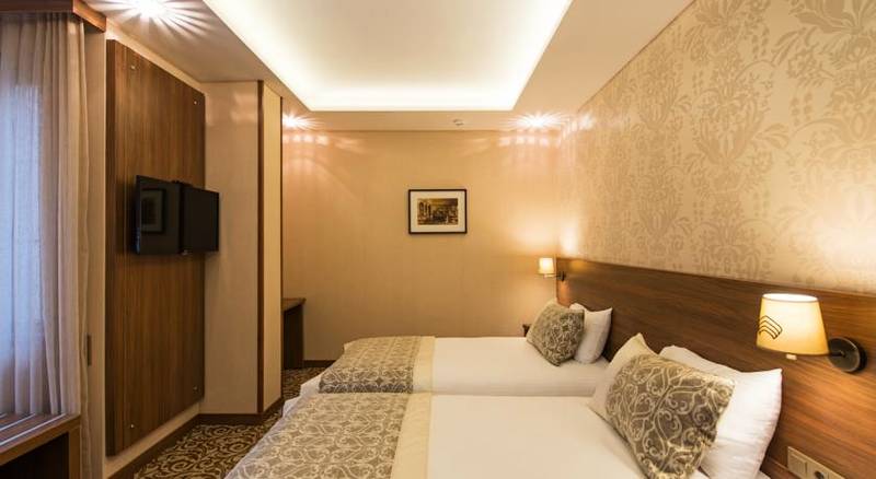emeli Kk Silivri Hotel